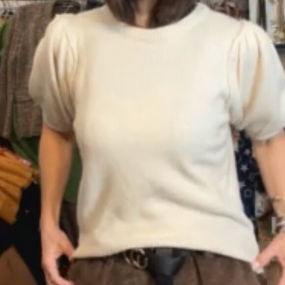 MOMS SHORT SLEEVE SWEATER - Picture 1 of 1
